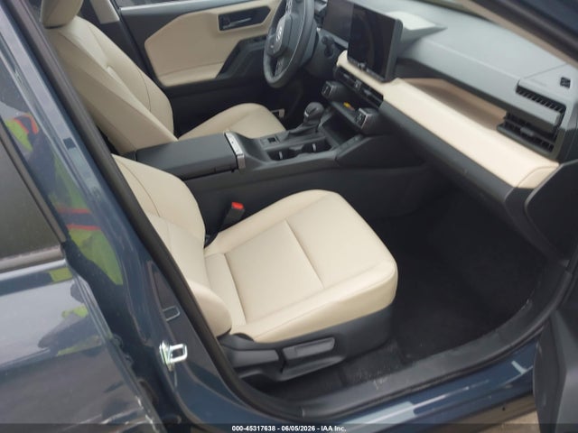 2T36DRBV4TW010865 Toyota Rav4 Xle Premium