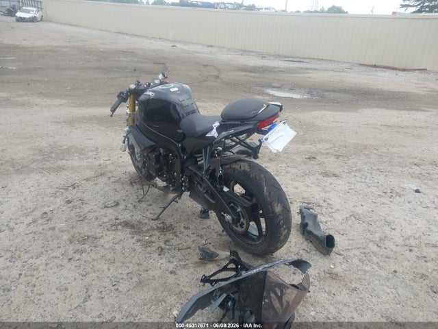 JS1GR7MA1R7101045 Suzuki GSX-R750