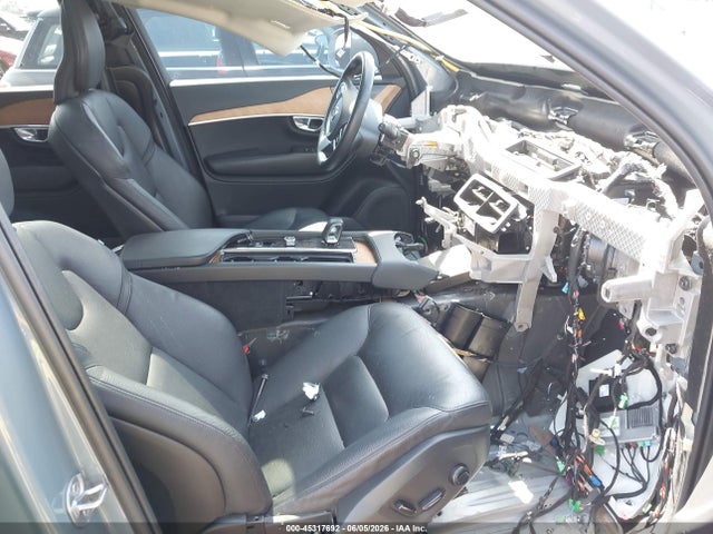 YV4H60CNXP1981335 Volvo Xc90 Recharge Plug-in Hybrid T8 Plus Bright Theme 7-seater