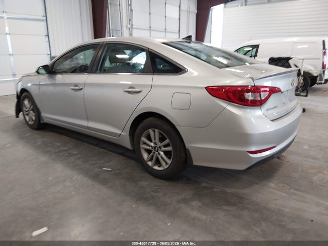 Продажа на аукционе авто 2015 Hyundai Sonata Se, vin: 5NPE24AF3FH077886, номер лота: 45317729