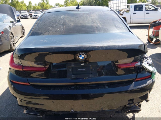 Продаж на аукціоні авто 2019 Bmw 330i Xdrive, vin: WBA5R7C55KAJ81067, номер лоту: 45317763