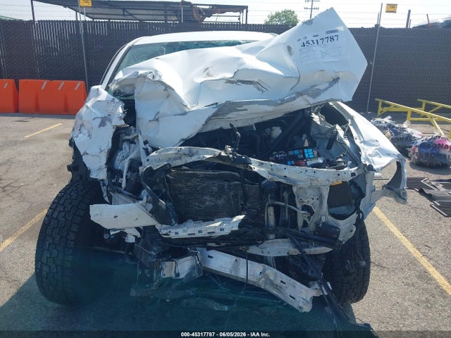 5TFAX5GN9LX173154 Toyota Tacoma Sr5