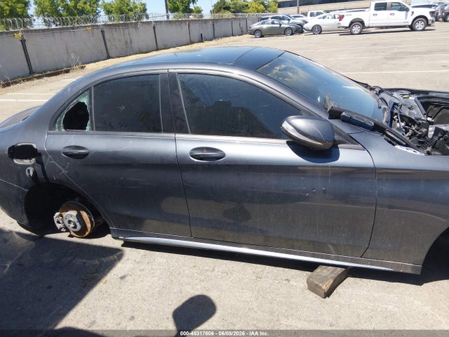 Aukcja sprzedaży 2015 Mercedes-benz C 400 4matic, vin: 55SWF6GB2FU025770, numer aukcji: 45317806