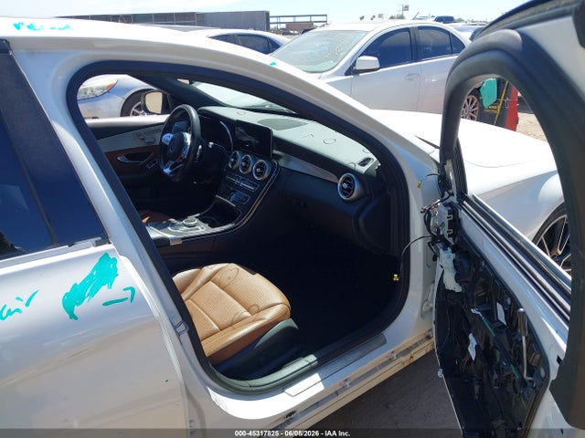 55SWF8DB1KU296975 Mercedes-Benz C 300
