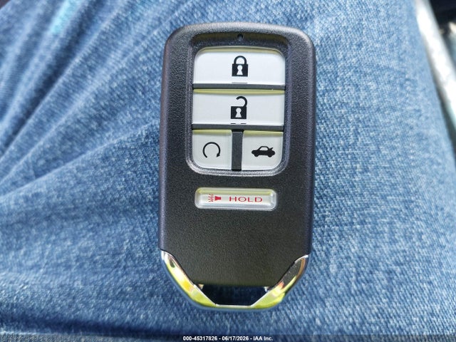 45317826 :رقم المزاد ، 1HGCR2F76GA010881 vin ، 2016 Honda Accord Ex مزاد بيع