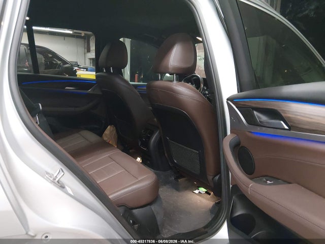 5UXTR7C5XKLR52152 BMW X3 Sdrive30i
