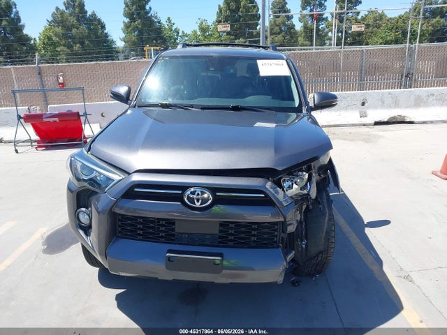 Toyota 4runner Sr5 Premium 2020 JTEBU5JR1L5807590 Image 12