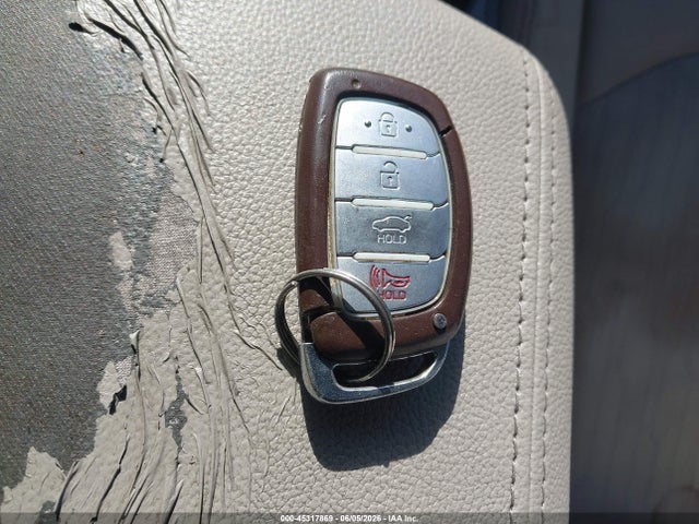 Aukcja sprzedaży 2016 Hyundai Sonata Hybrid Se, vin: KMHE24L15GA027609, numer aukcji: 45317869