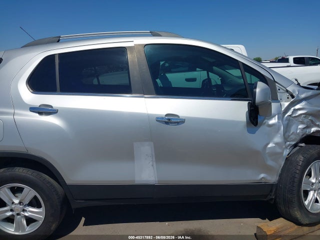 45317892 :رقم المزاد ، KL7CJLSB3JB650468 vin ، 2018 Chevrolet Trax Lt مزاد بيع