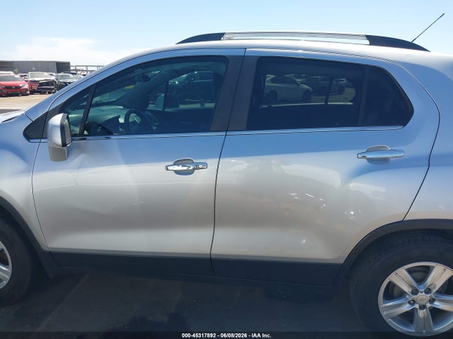 45317892 :رقم المزاد ، KL7CJLSB3JB650468 vin ، 2018 Chevrolet Trax Lt مزاد بيع