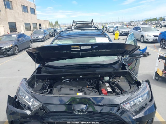 Toyota RAV4 LE 2020 JTMG1RFV9LD063758 Image 10