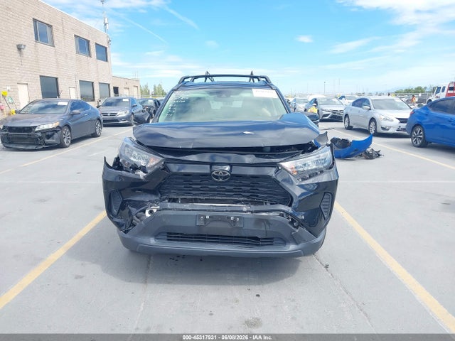 Toyota RAV4 LE 2020 JTMG1RFV9LD063758 Image 12