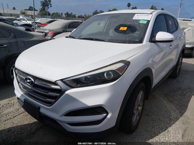 KM8J23A4XHU284836 Hyundai TUCSON SE