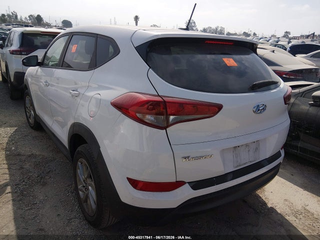 Hyundai TUCSON SE 2017 KM8J23A4XHU284836 Image 3