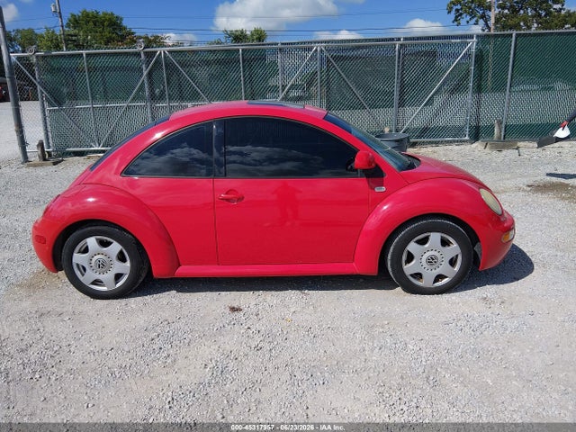 2000 Volkswagen New Beetle Glx მანქანა იყიდება აუქციონზე, vin: 3VWDD21C7YM422606, აუქციონის ნომერი: 45317957