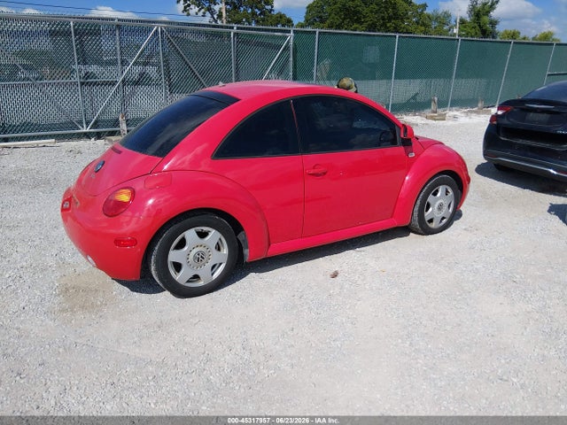 2000 Volkswagen New Beetle Glx მანქანა იყიდება აუქციონზე, vin: 3VWDD21C7YM422606, აუქციონის ნომერი: 45317957