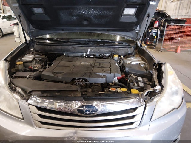 45317958 :رقم المزاد ، 4S4BRDLC8C2219868 vin ، 2012 Subaru Outback 3.6r Limited مزاد بيع