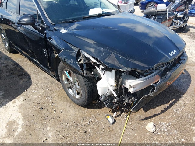Auction sale of the 2022 Kia K5 Lxs, vin: 5XXG14J28NG158398, lot number: 45317974