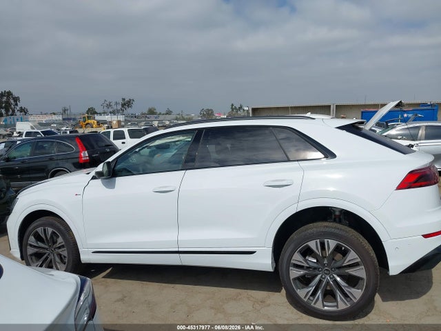 Продажа на аукционе авто 2026 Audi Q8 Premium Plus 55 Tfsi Quattro Tiptronic, vin: WA1EVBF16TD017752, номер лота: 45317977