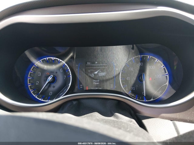 Продаж на аукціоні авто 2018 Chrysler Pacifica Touring L, vin: 2C4RC1BG8JR287691, номер лоту: 45317978