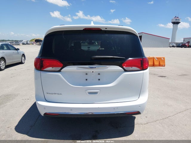 Продаж на аукціоні авто 2018 Chrysler Pacifica Touring L, vin: 2C4RC1BG8JR287691, номер лоту: 45317978