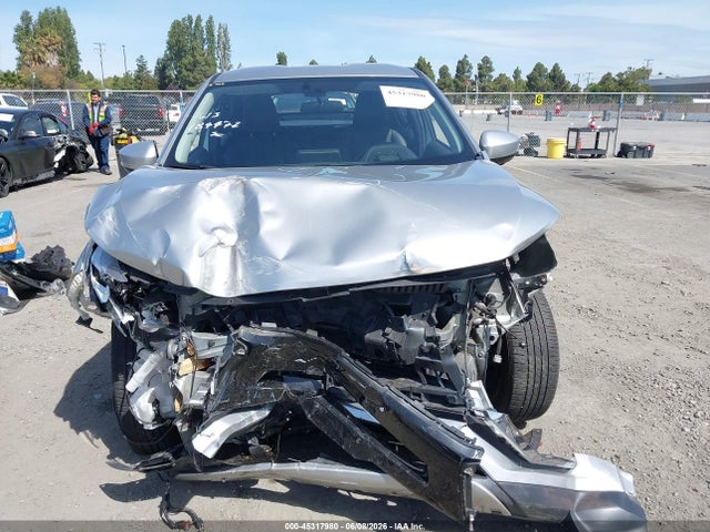 Продажа на аукционе авто 2018 Mitsubishi Eclipse Cross Sel, vin: JA4AT5AA1JZ046072, номер лота: 45317980