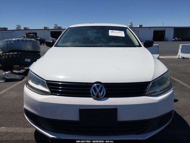3VW2K7AJ8EM383061 Volkswagen Jetta 2.0l S