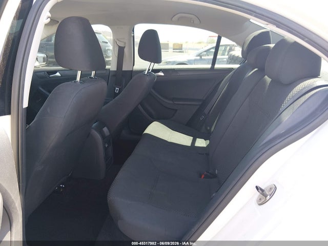 3VW2K7AJ8EM383061 Volkswagen Jetta 2.0l S