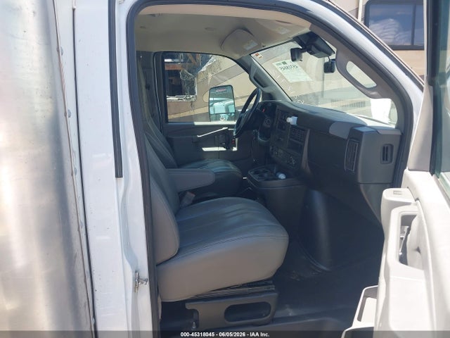 Продажа на аукционе авто 2021 Chevrolet Express Cutaway 4500 Van, vin: 1HA6GVC77MN012615, номер лота: 45318045