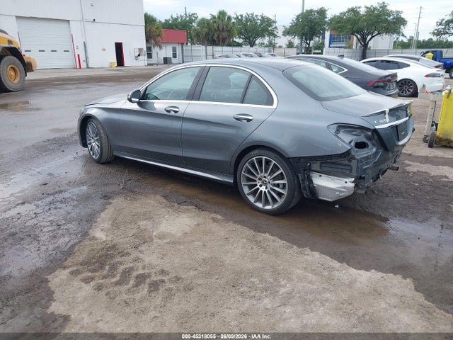 45318055 :رقم المزاد ، 55SWF4JB3HU227274 vin ، 2017 Mercedes-benz C 300 Sport مزاد بيع