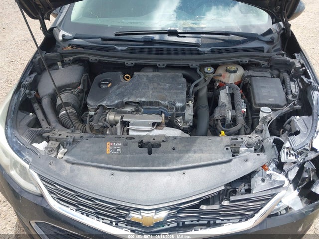 45318071 :رقم المزاد ، 1G1BC5SM8J7215446 vin ، 2018 Chevrolet Cruze Ls Auto مزاد بيع