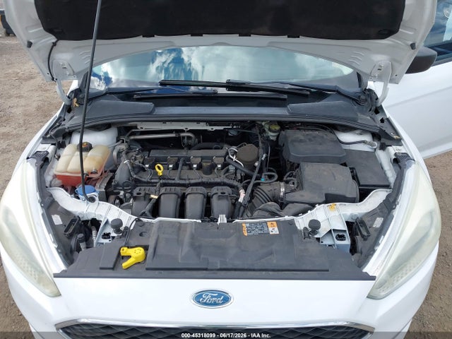 Ford FOCUS S 2015 1FADP3E21FL256508 Image 10