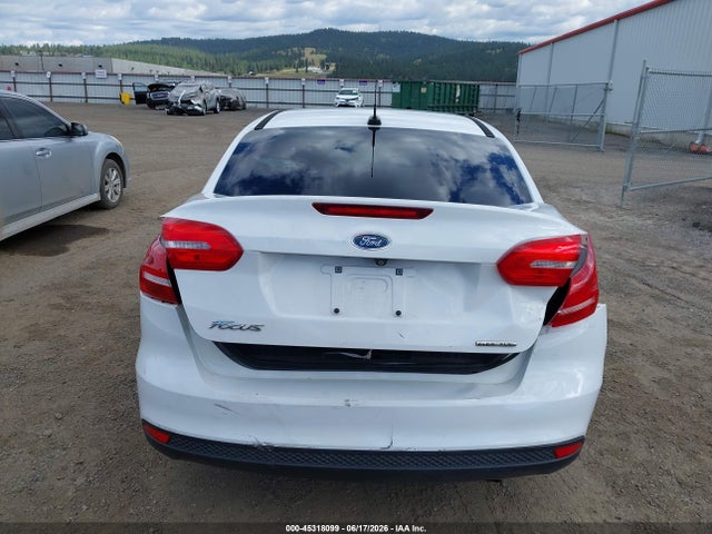 Ford FOCUS S 2015 1FADP3E21FL256508 Image 17