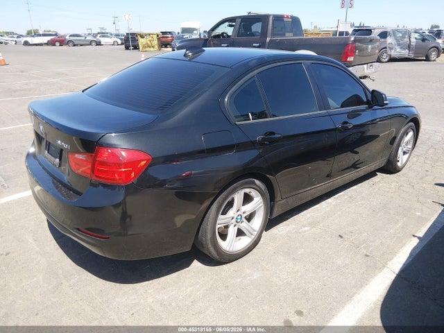 BMW 320i 2015 WBA3B1C55FK141399 Image 4