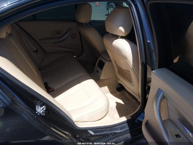 BMW 320i 2015 WBA3B1C55FK141399 Image 8