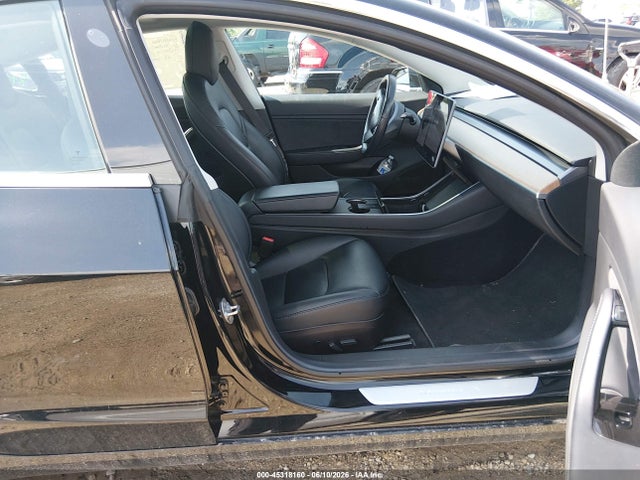 5YJ3E1EA0JF012559 Tesla Model 3 Long Range/mid Range