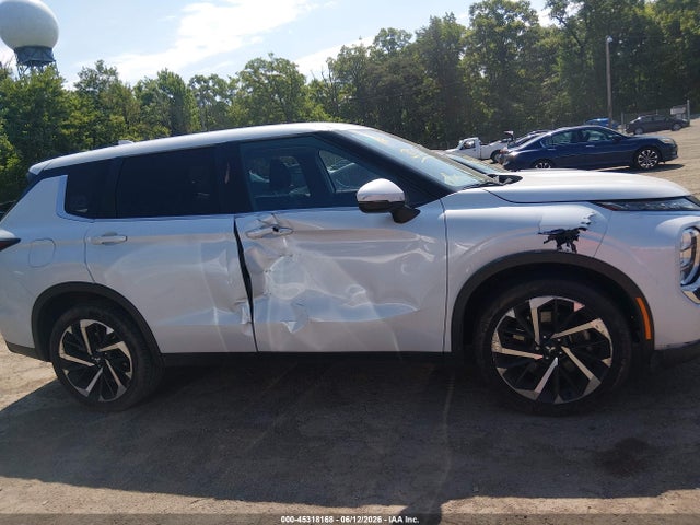 Продаж на аукціоні авто 2022 Mitsubishi Outlander Es 2.5 S-awc, vin: JA4J4TA85NZ062568, номер лоту: 45318168