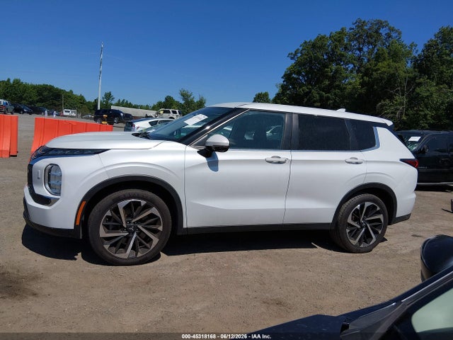 Продаж на аукціоні авто 2022 Mitsubishi Outlander Es 2.5 S-awc, vin: JA4J4TA85NZ062568, номер лоту: 45318168