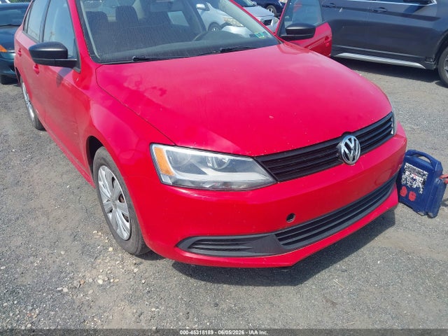 45318189 :رقم المزاد ، 3VW1K7AJXEM441568 vin ، 2014 Volkswagen Jetta 2.0l S مزاد بيع