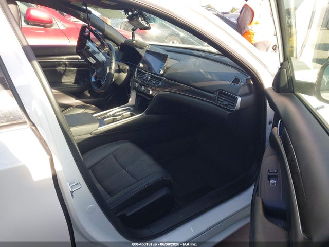 1HGCV3F29NA005449 Honda Accord Hybrid Sport