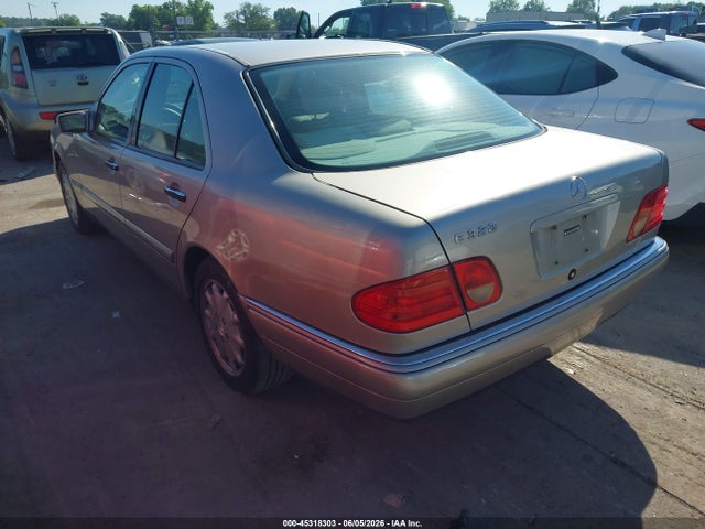 Продаж на аукціоні авто 1999 Mercedes-benz E 320, vin: WDBJF65H8XA773001, номер лоту: 45318303