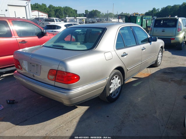 Продаж на аукціоні авто 1999 Mercedes-benz E 320, vin: WDBJF65H8XA773001, номер лоту: 45318303