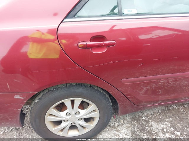 2004 Toyota Camry Le V6 მანქანა იყიდება აუქციონზე, vin: 4T1BF32K34U072893, აუქციონის ნომერი: 45318326