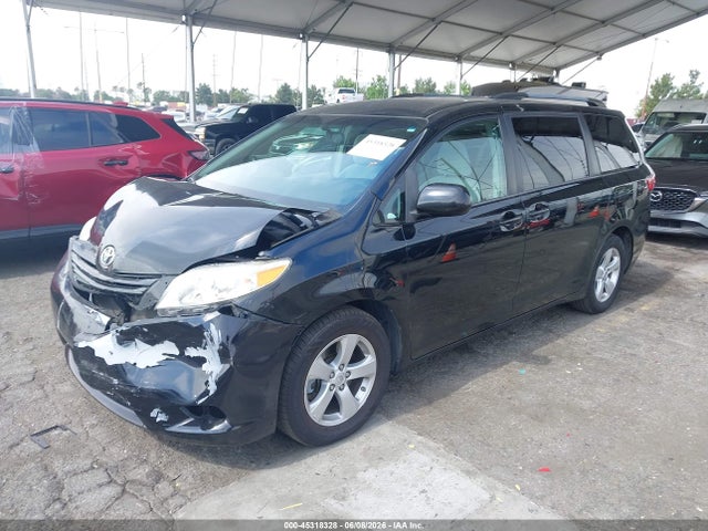 5TDKK3DC8GS730531 Toyota Sienna Le 8 Passenger