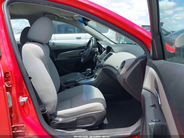 Продажа на аукционе авто 2015 Chevrolet Cruze 1lt Auto, vin: 1G1PC5SB2F7153831, номер лота: 45318339