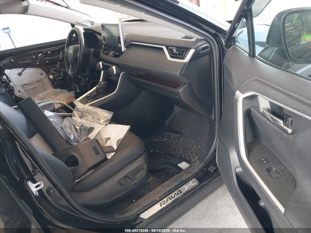 45318340 :رقم المزاد ، 2T3DWRFV8NW135950 vin ، 2022 Toyota Rav4 Hybrid Limited مزاد بيع