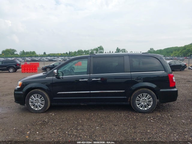 45318384 :رقم المزاد ، 2C4RC1GG6ER183148 vin ، 2014 Chrysler Town & Country Limited مزاد بيع