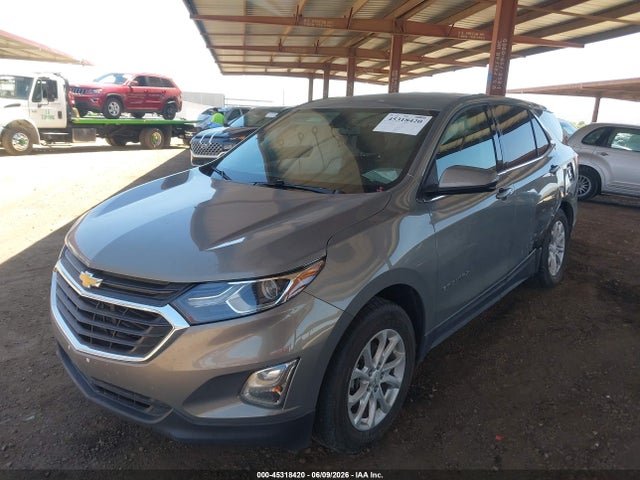Chevrolet EQUINOX LT 2018 3GNAXJEV1JS576336 Image 2