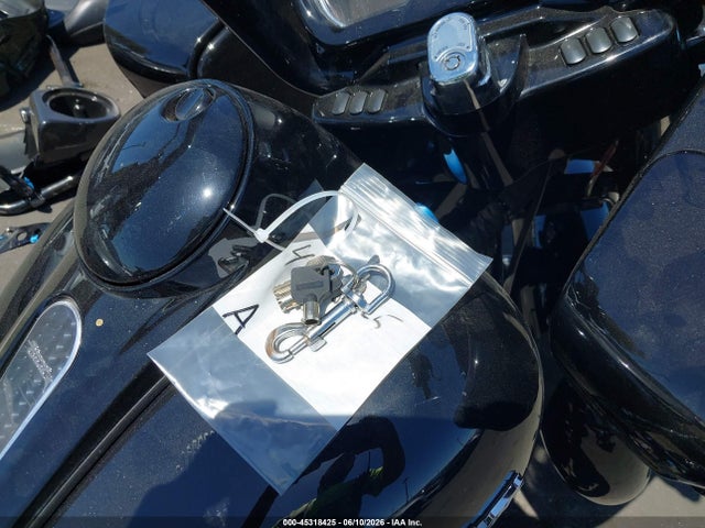 Продажа на аукционе авто 2016 Harley-davidson Fltrx Road Glide, vin: 1HD1KHM38GB617306, номер лота: 45318425