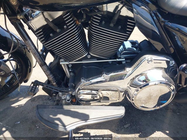 Продажа на аукционе авто 2016 Harley-davidson Fltrx Road Glide, vin: 1HD1KHM38GB617306, номер лота: 45318425